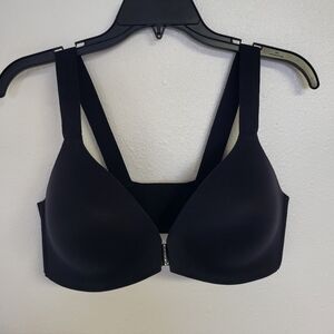 SPANX Black Full-Coverage Front Closure Bra In 36C